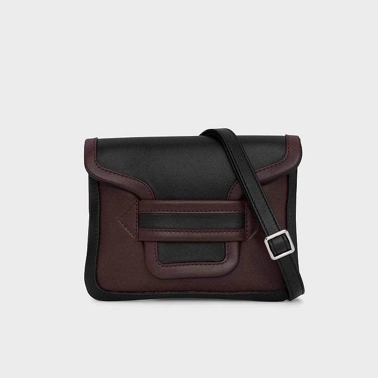 ALPHA POUCH