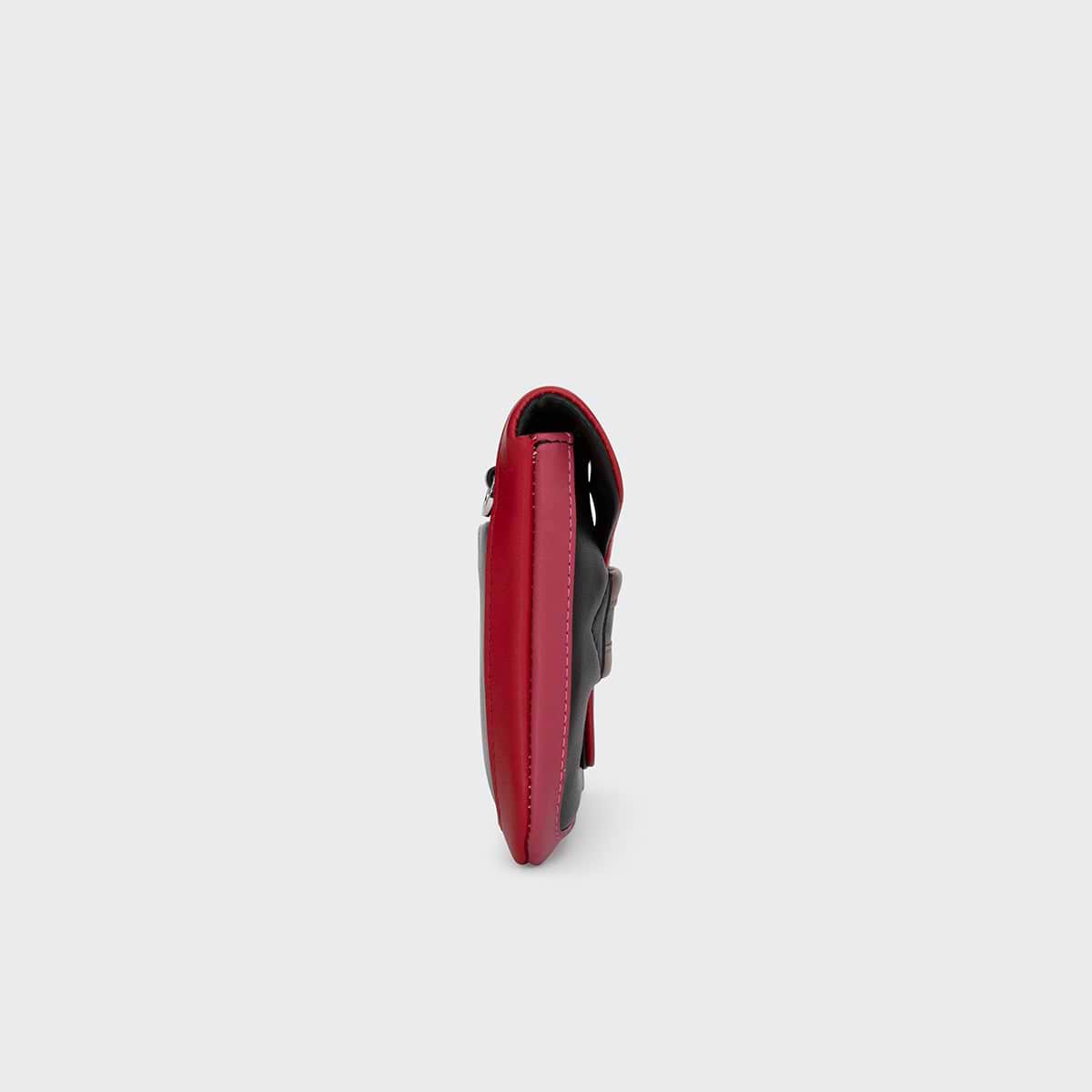 ALPHA POUCH