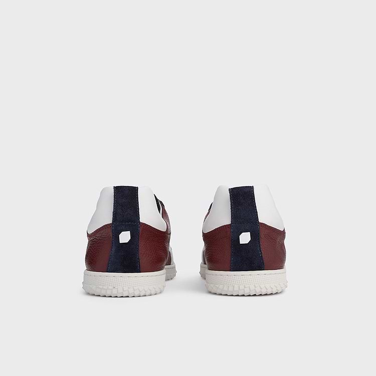 START SNEAKERS