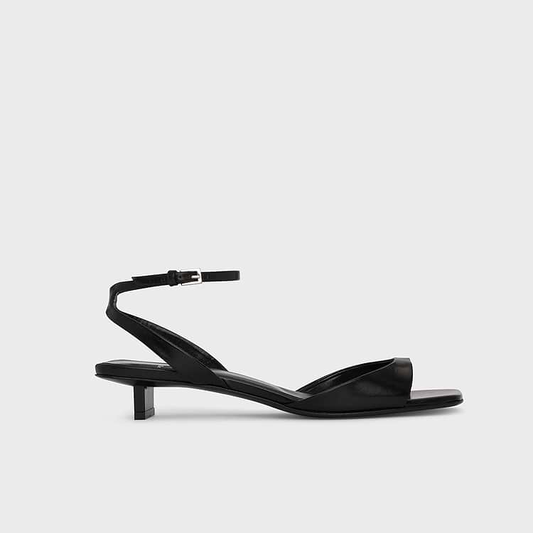 STELLA SANDAL