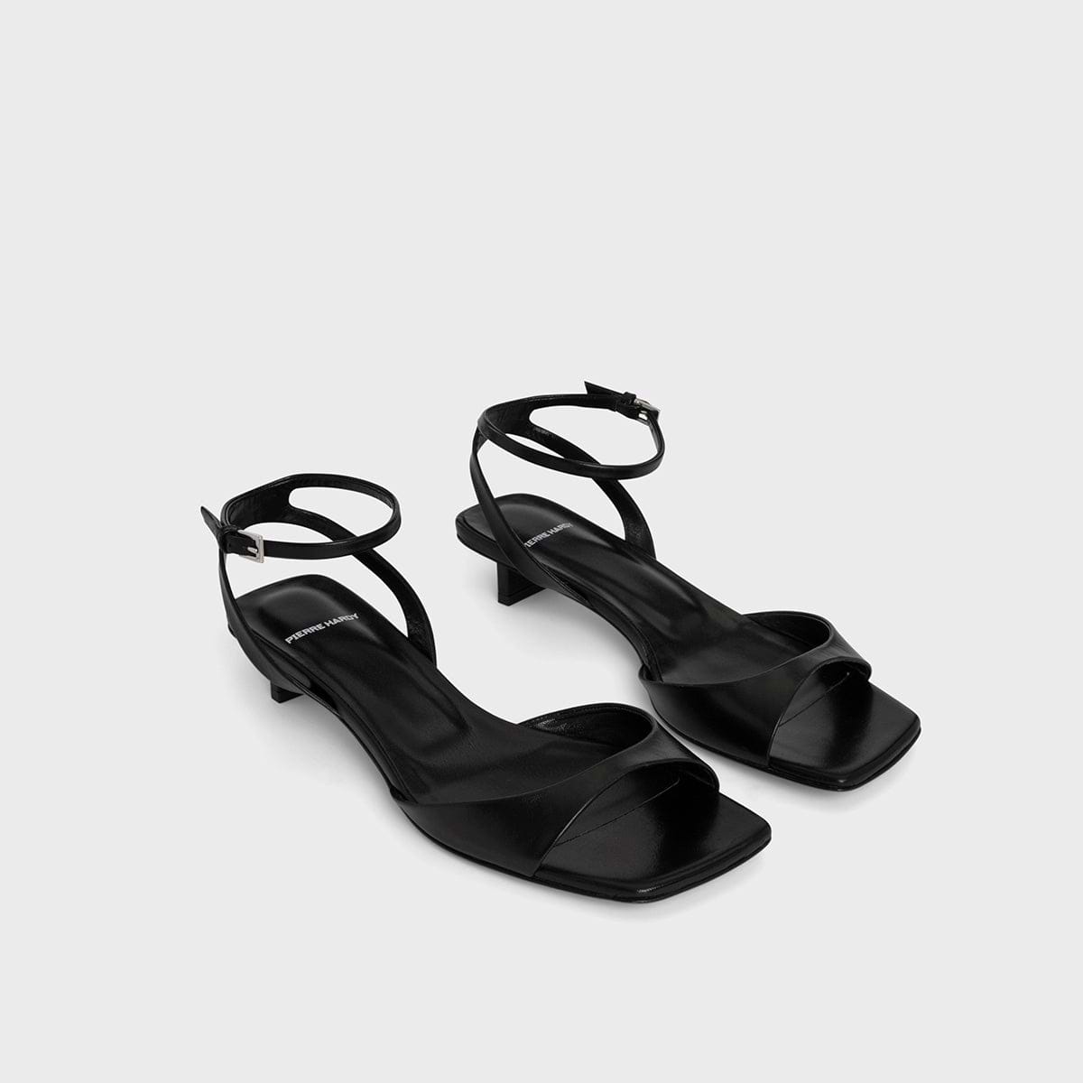 STELLA SANDAL