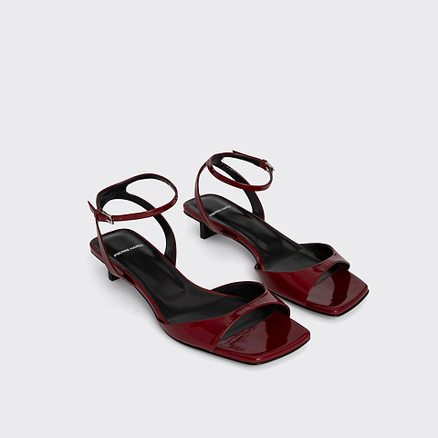 STELLA SANDAL