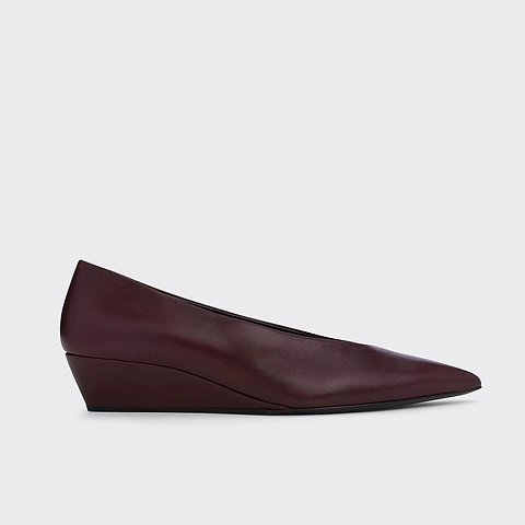 AMBER PUMP