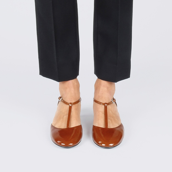 Pierre Hardy DANIELLE PUMP, havana patent kidskin, vue 4
