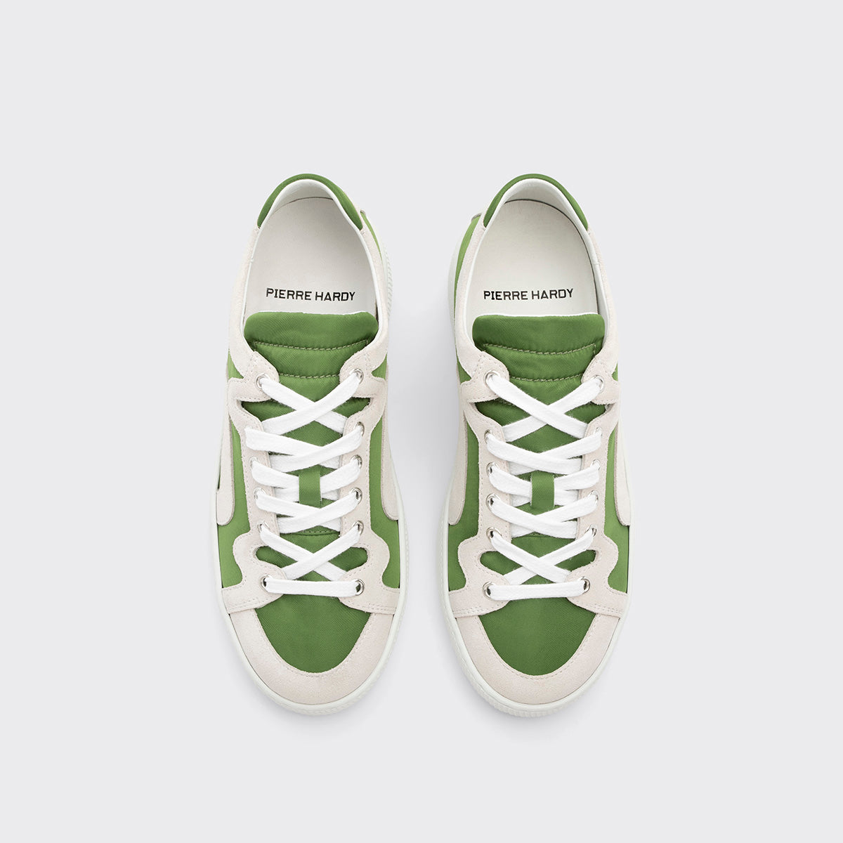 Pierre Hardy BASKETS ALPHA - FEMME, toile de nylon verte et cuir de veau velours blanc, vue 3