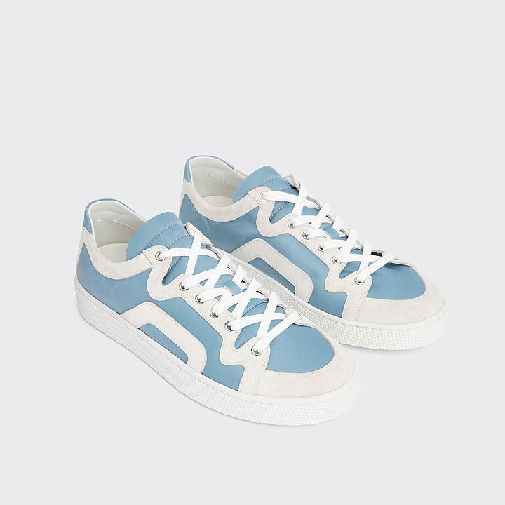 Pierre Hardy BASKETS ALPHA - HOMME, toile de nylon bleu ciel et cuir de veau velours blanc, vue 8