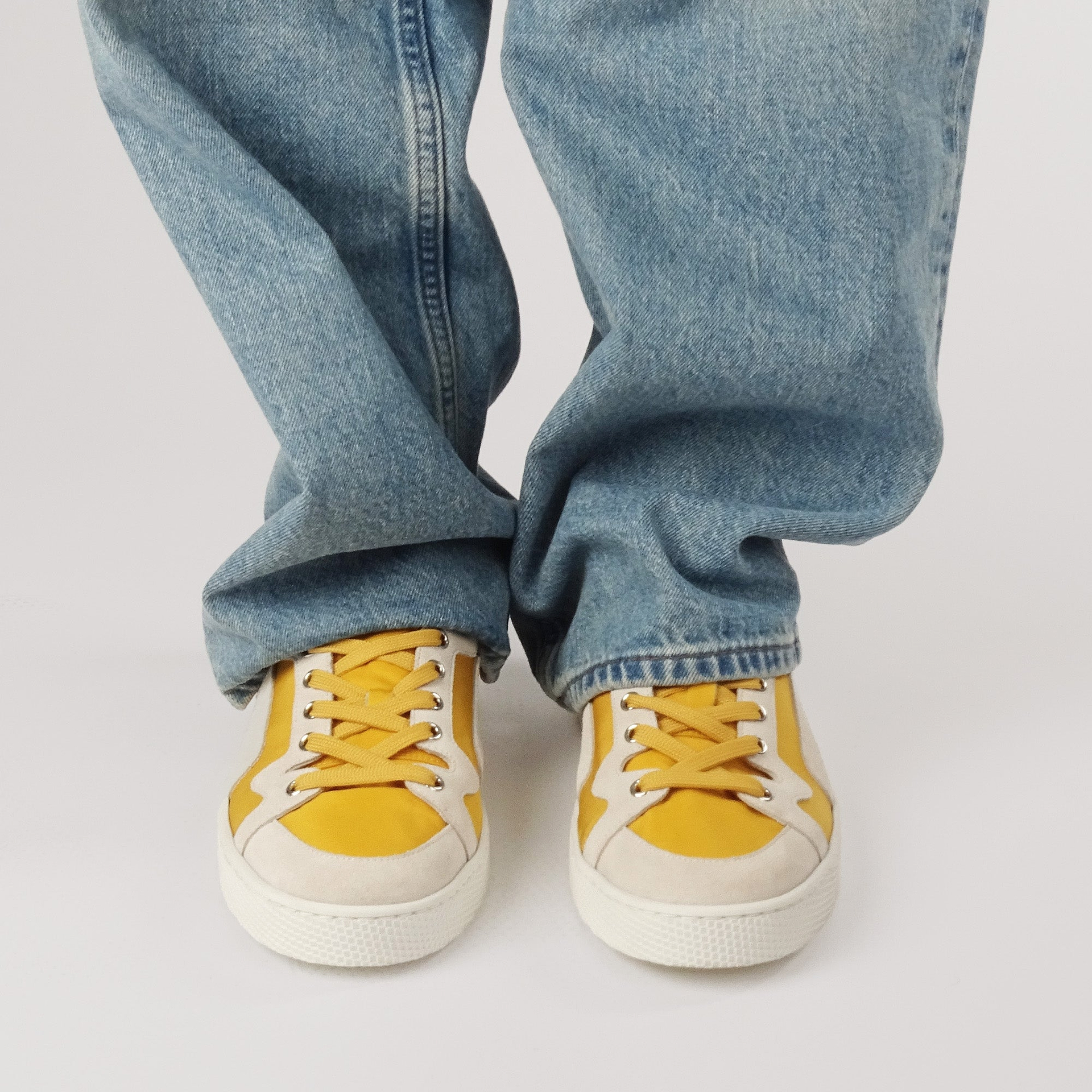 Pierre Hardy ALPHA SNEAKERS - MEN, yellow nylon canvas and white suede calfskin, vue 4