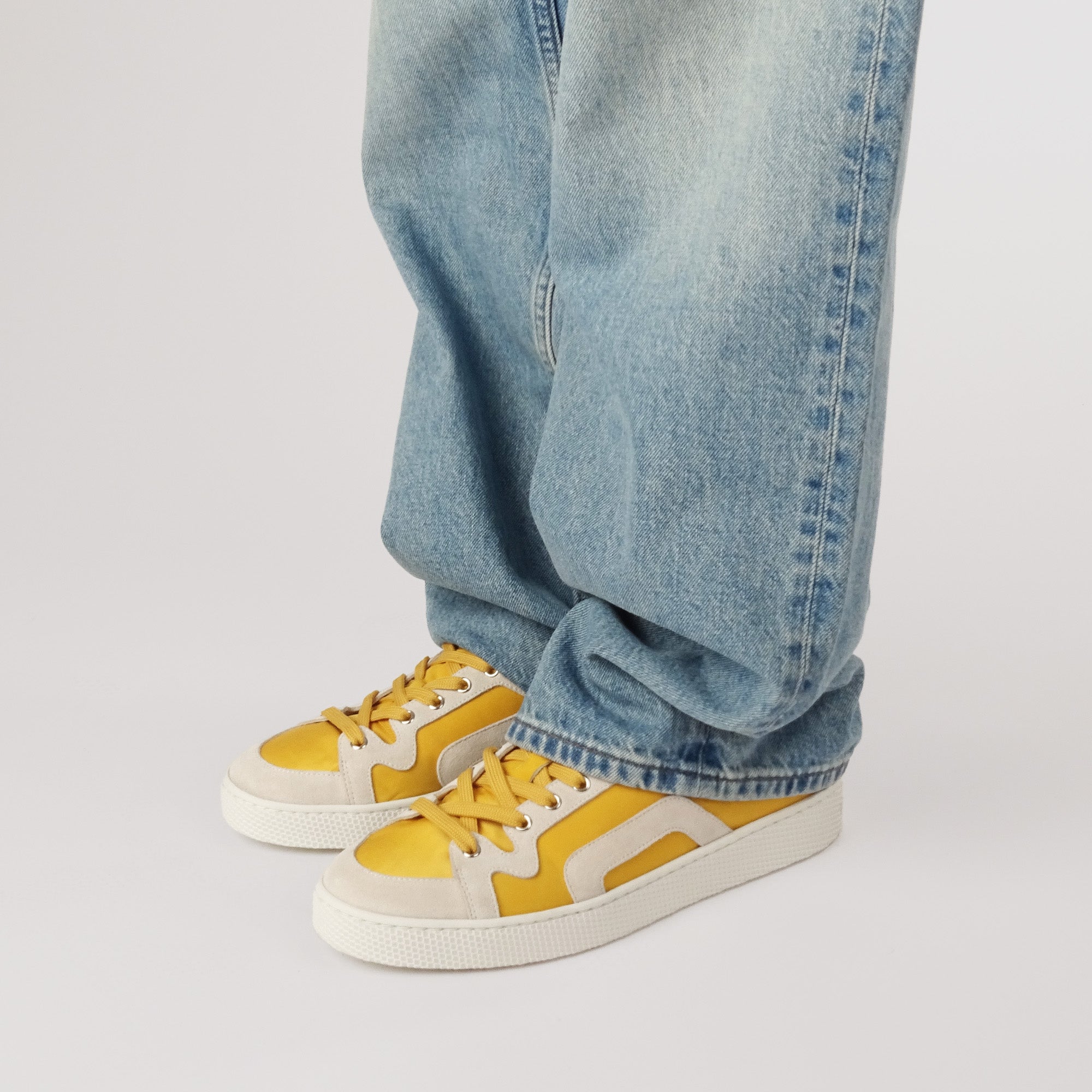 Pierre Hardy ALPHA SNEAKERS - MEN, yellow nylon canvas and white suede calfskin, vue 5
