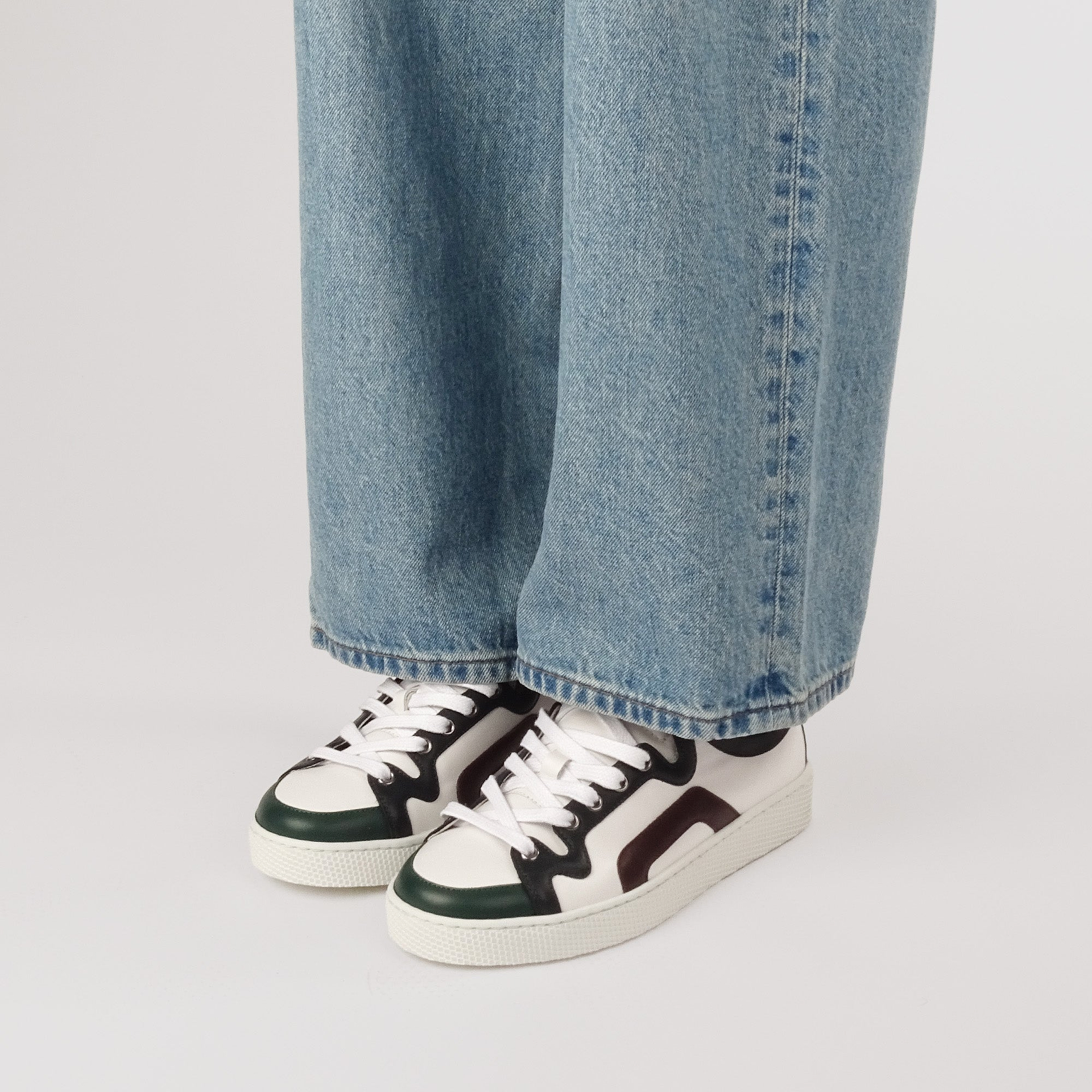 Pierre Hardy BASKETS ALPHA - FEMME, cuir de veau blanc, vert, bleu marine et bordeaux, vue 5