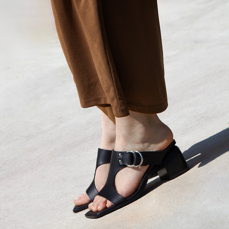 ISOLA RIDER HEELED MULE