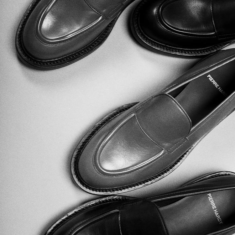 JOHN LOAFER