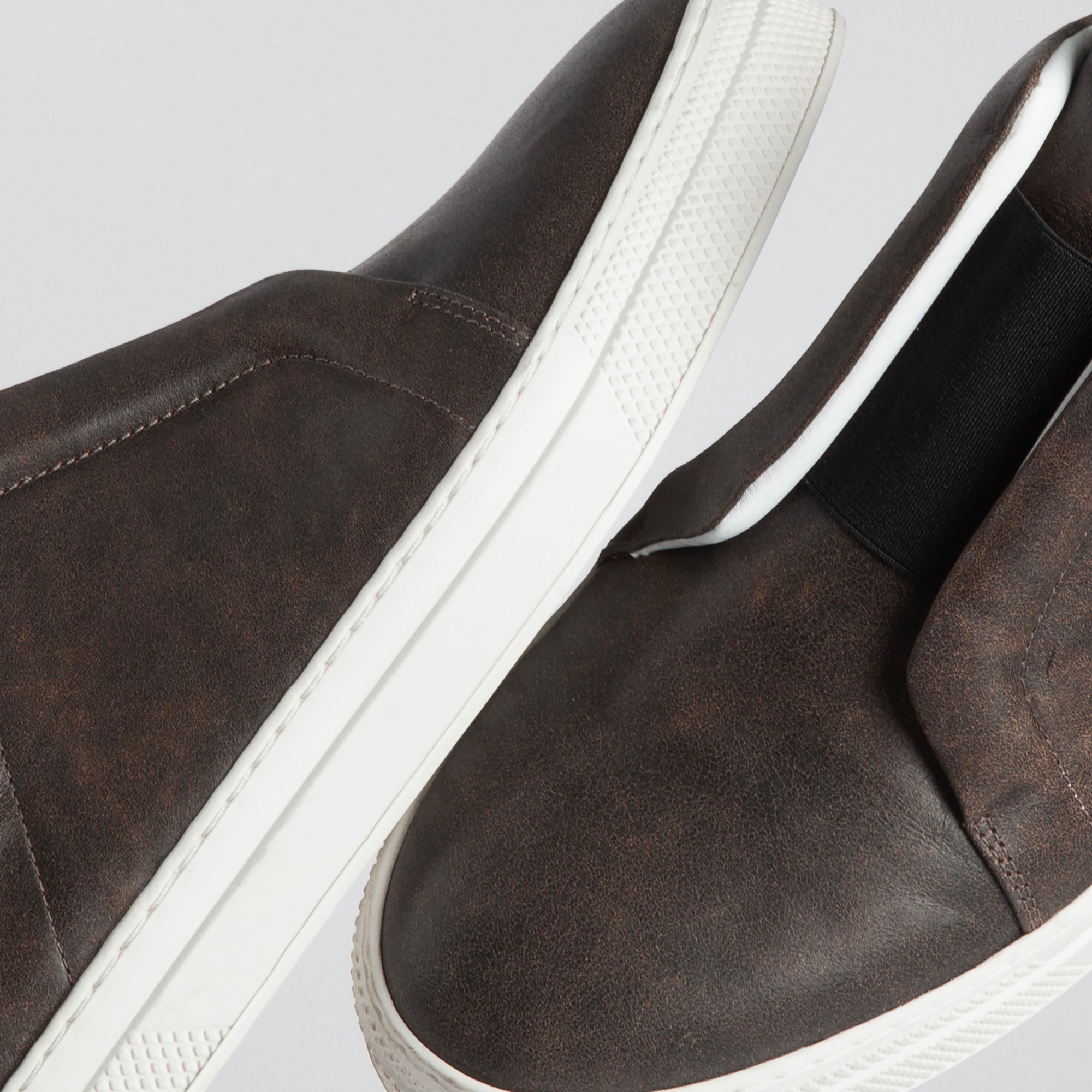 SLIDER SNEAKERS