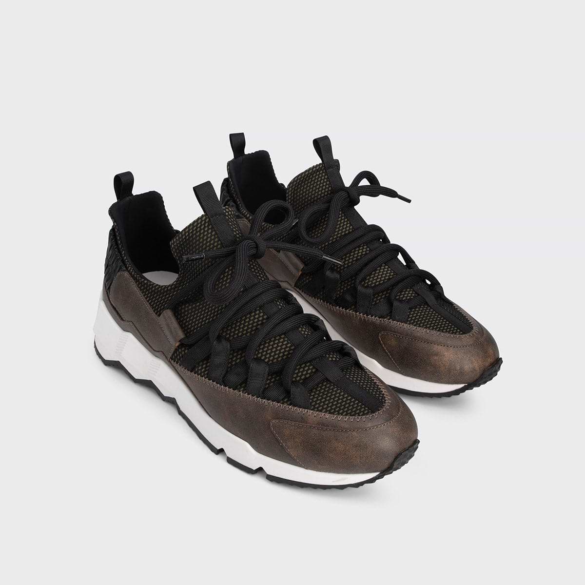 PIERRE HARDY TREK COMET SNEAKERSブラックバーガンディ関税込み TREK COMET sneakers for men in black canvas and off-white