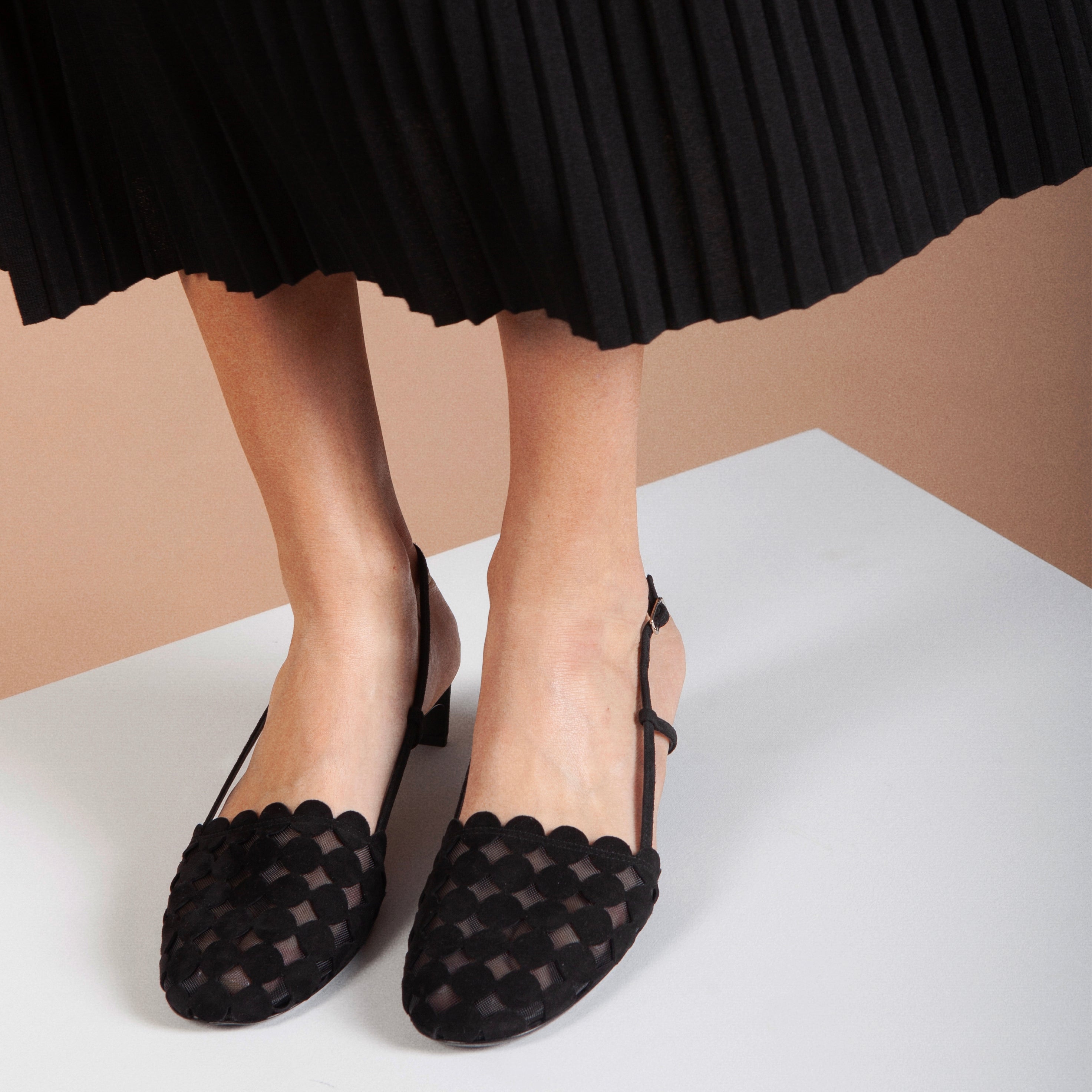 ESCARPIN SLINGBACK MINI BULLES