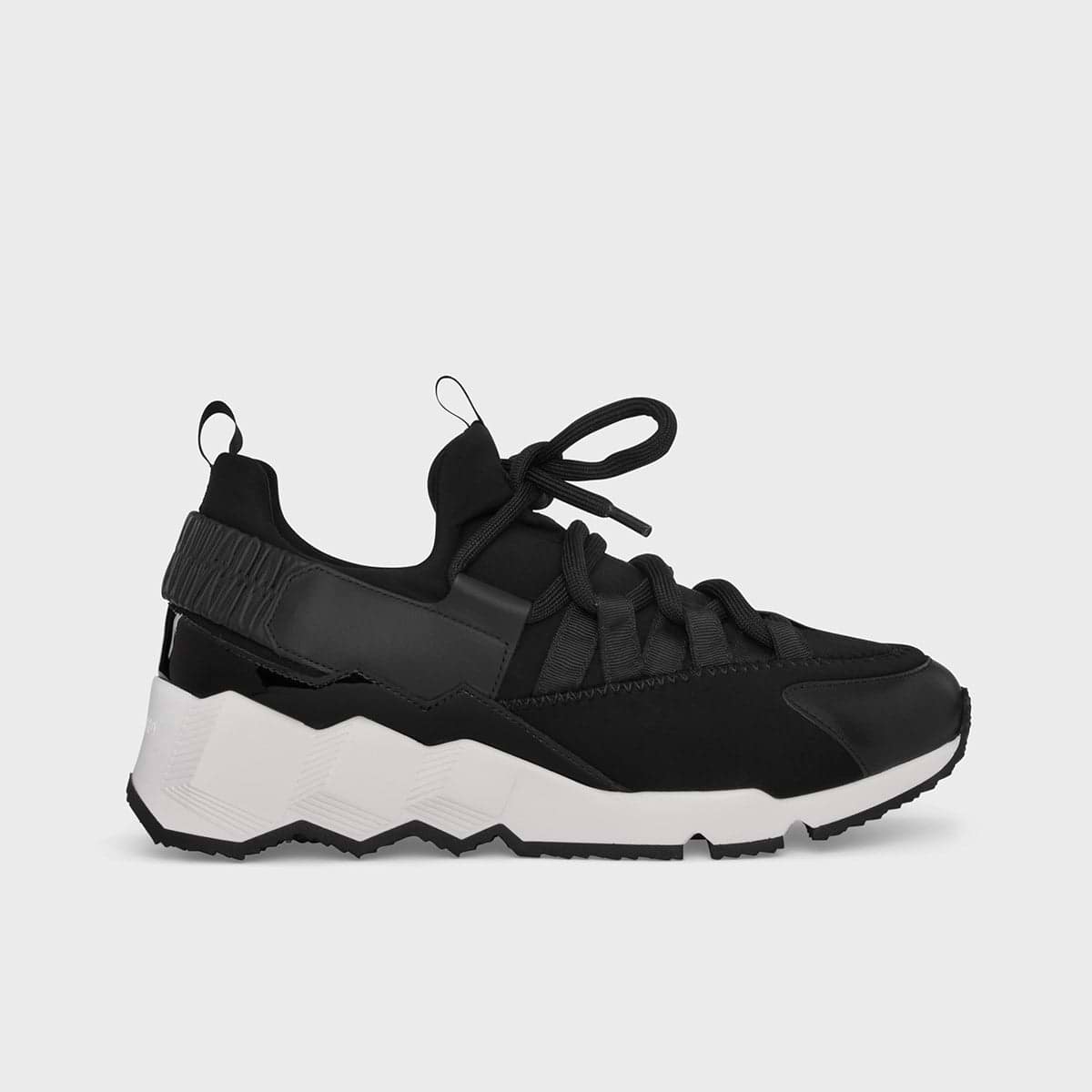 BASKETS TREK COMET