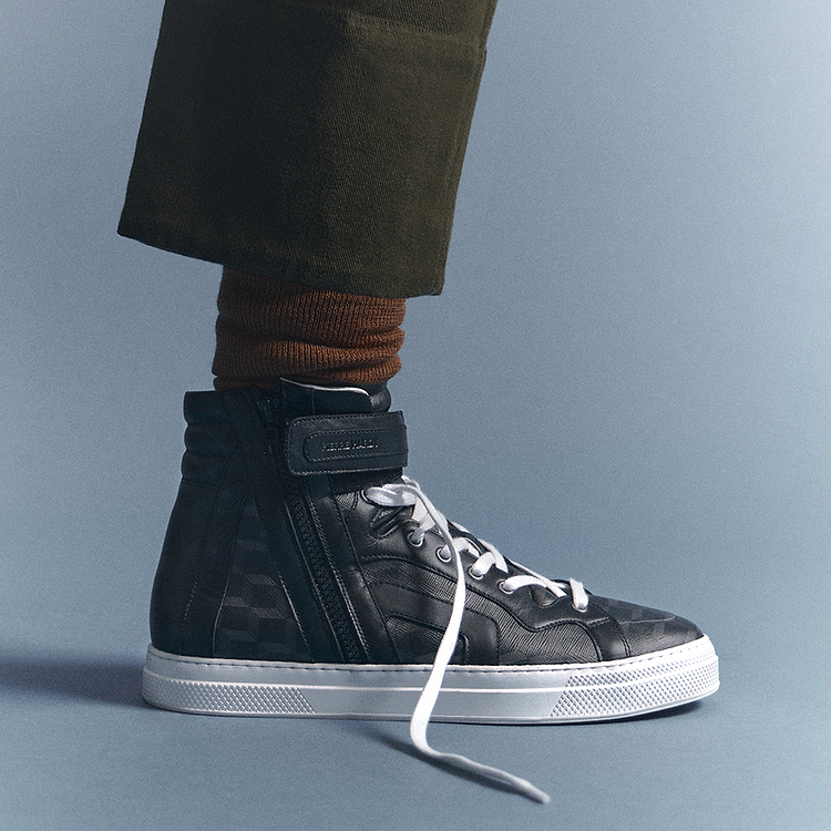 112 HIGH-TOP SNEAKERS