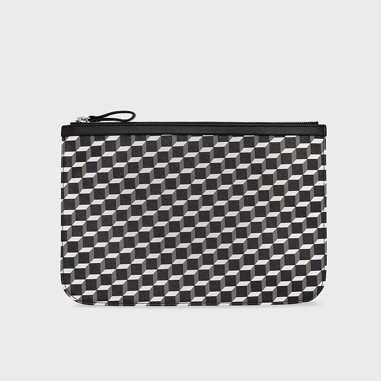 POUCH