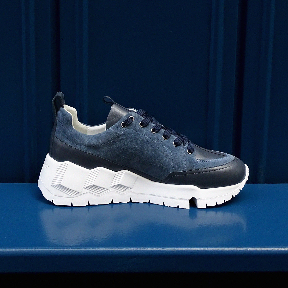 STREET LIFE SNEAKERS