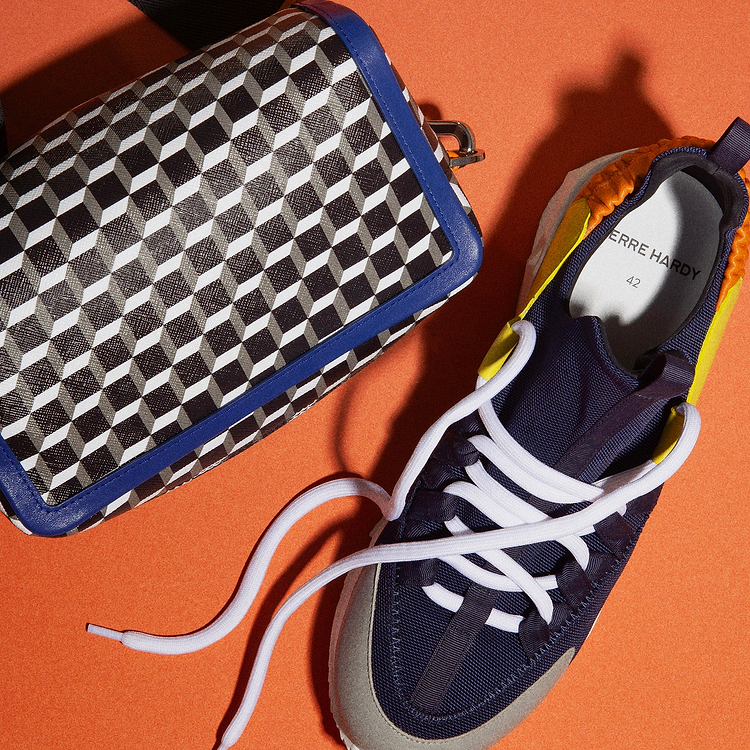 TREK COMET SNEAKERS
