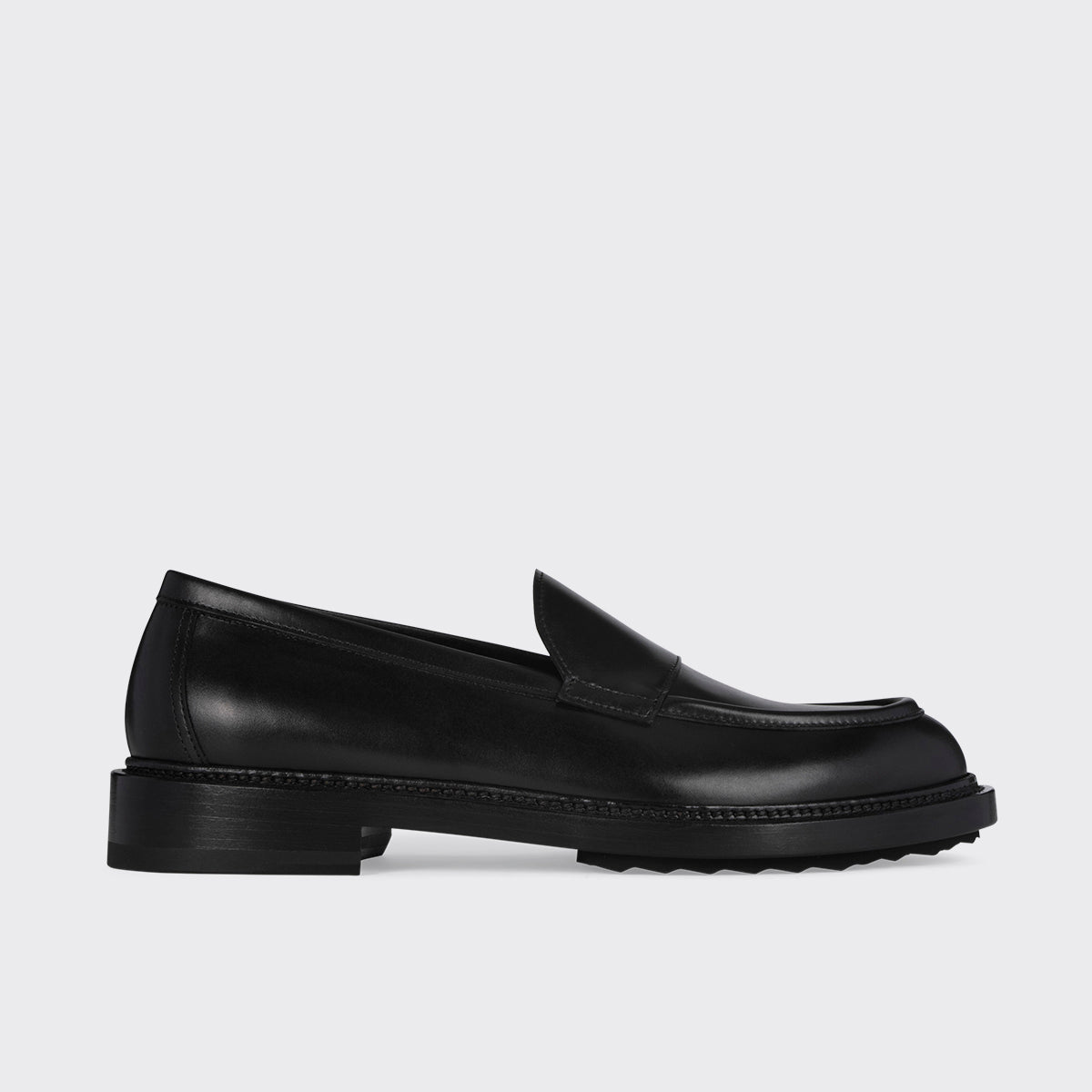 JOHN LOAFER