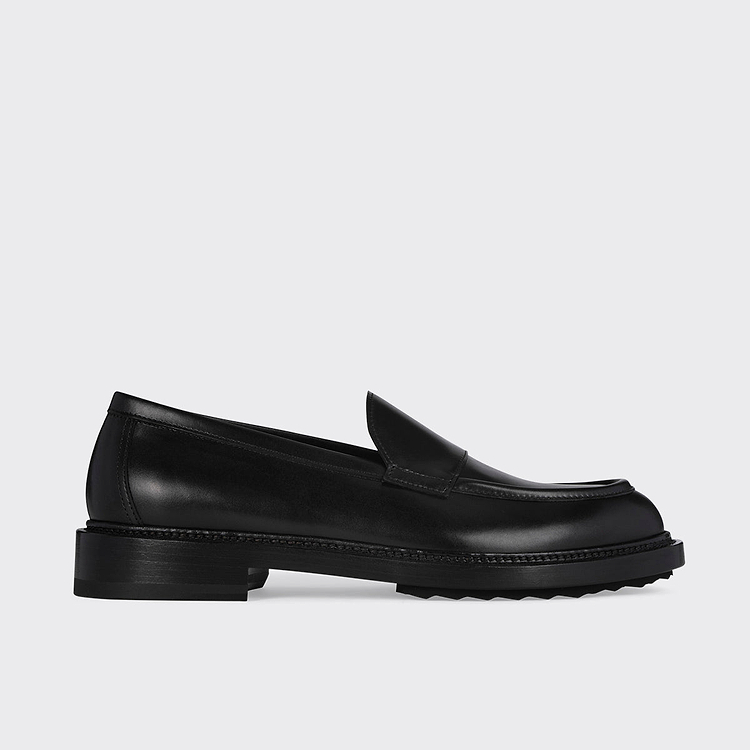 JOHN LOAFER