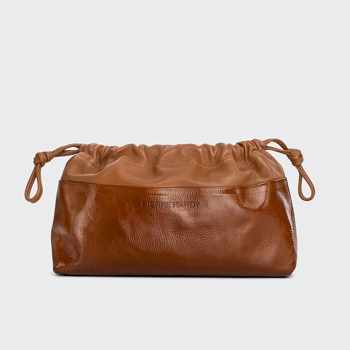 Pierre Hardy TWIN CLUTCH, patent kidskin and havana lambskin, vue 6