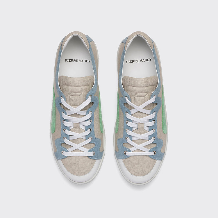 104 SNEAKERS