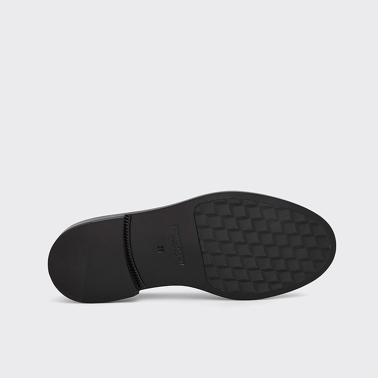 JOHN LOAFER