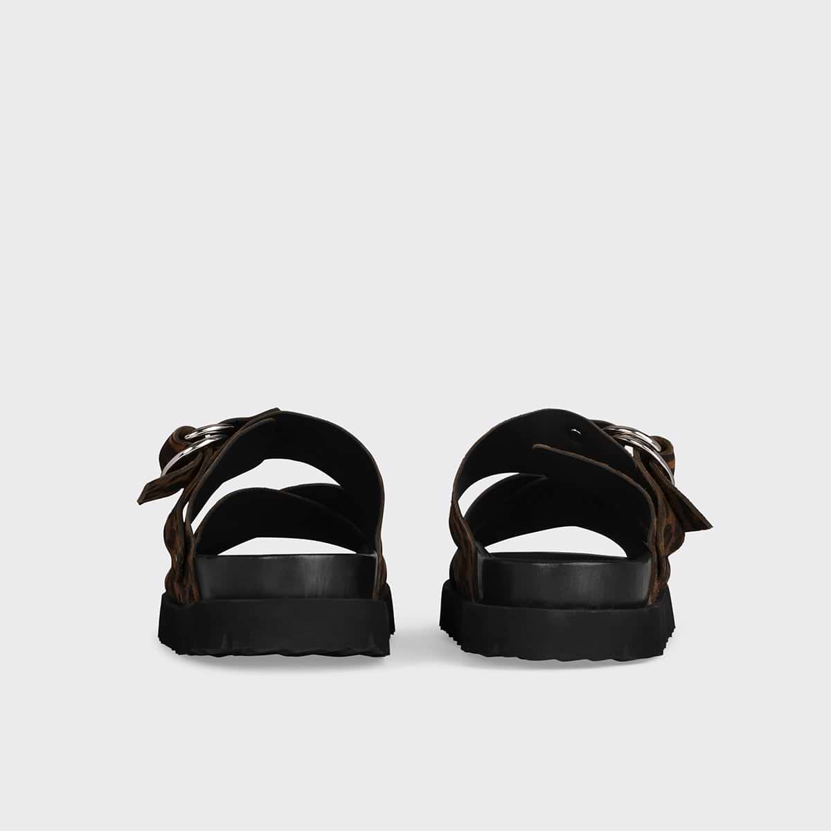 Women sandals and mules
