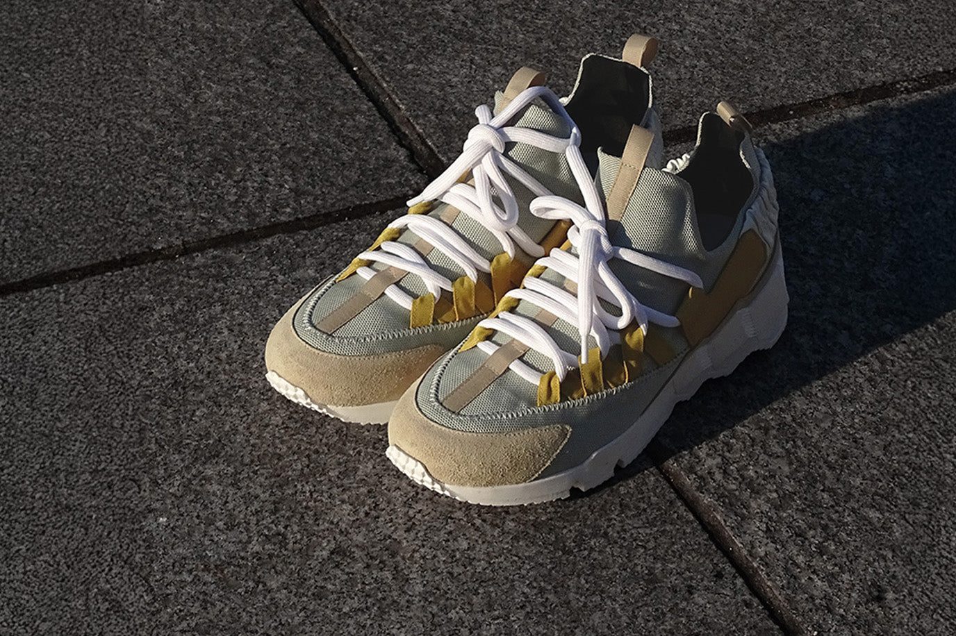 MEN TREK COMET SNEAKERS