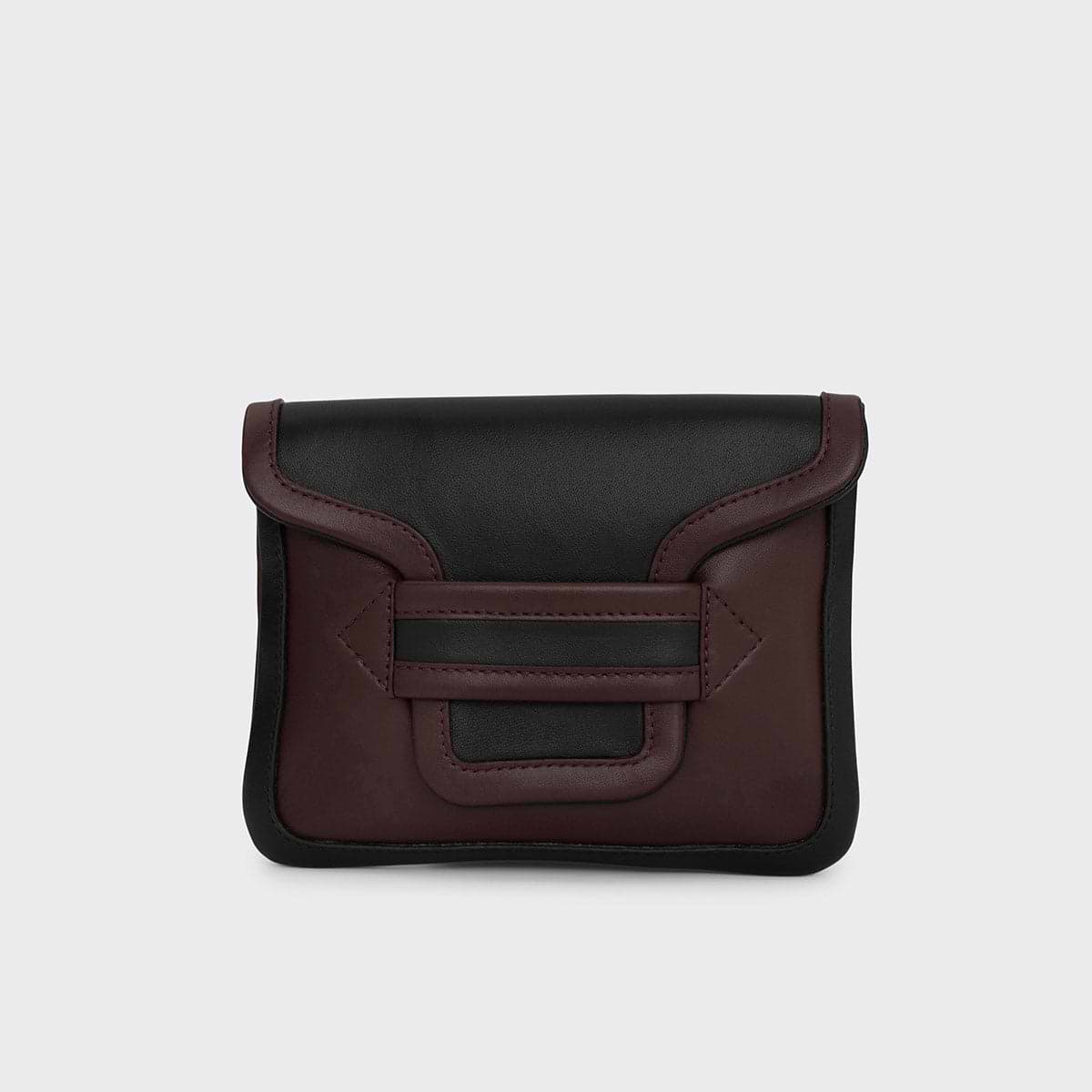 ALPHA POUCH