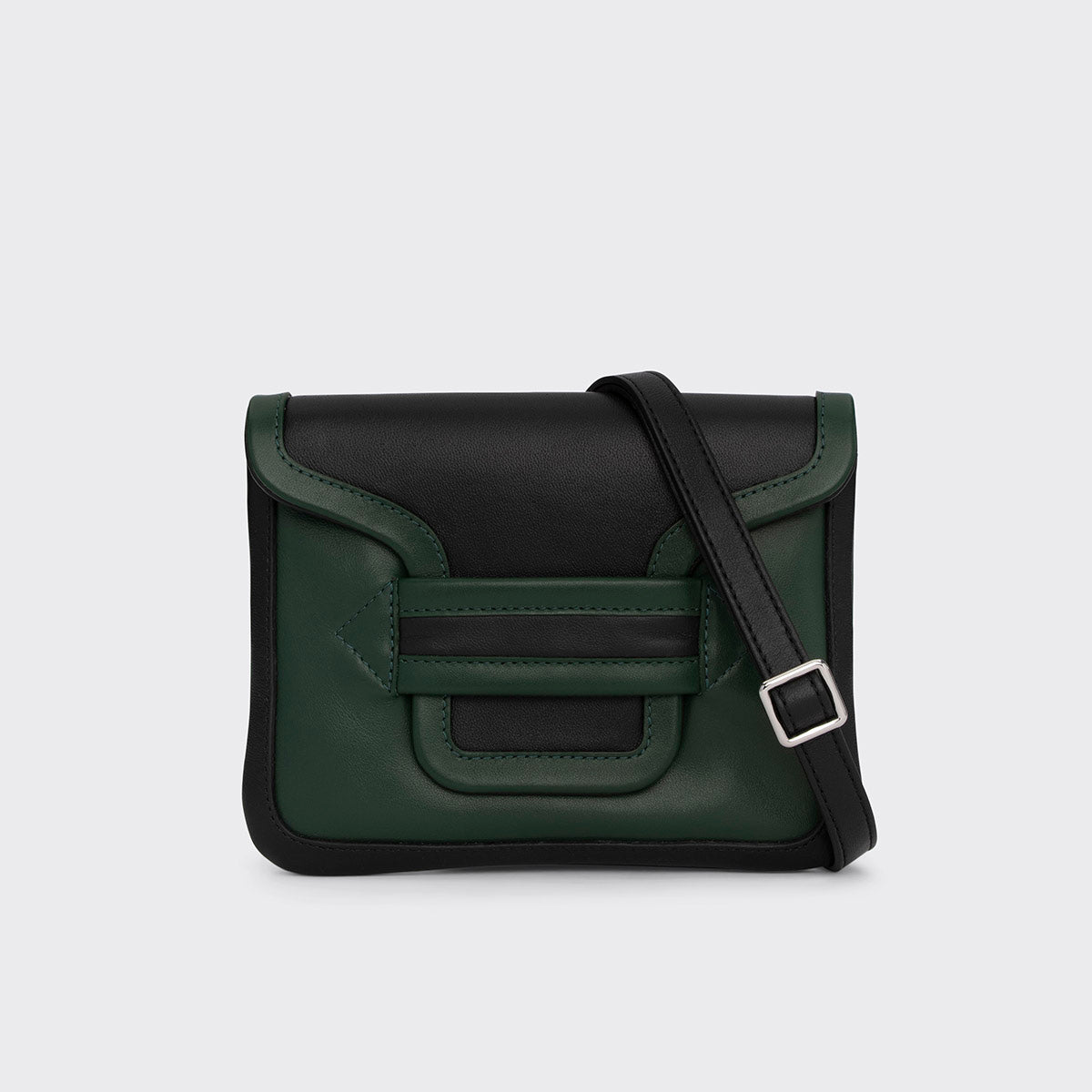 ALPHA POUCH