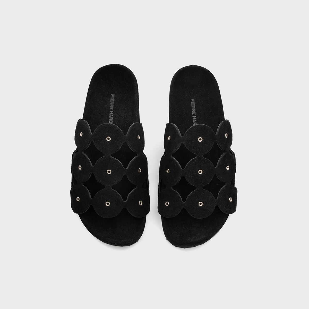 BEACH BULLES WITH EYELETS