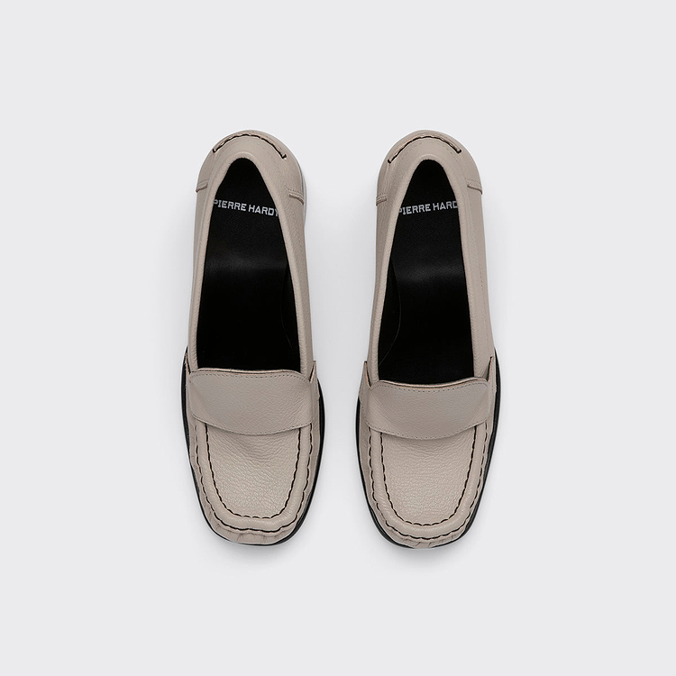ROMY HEELED LOAFER
