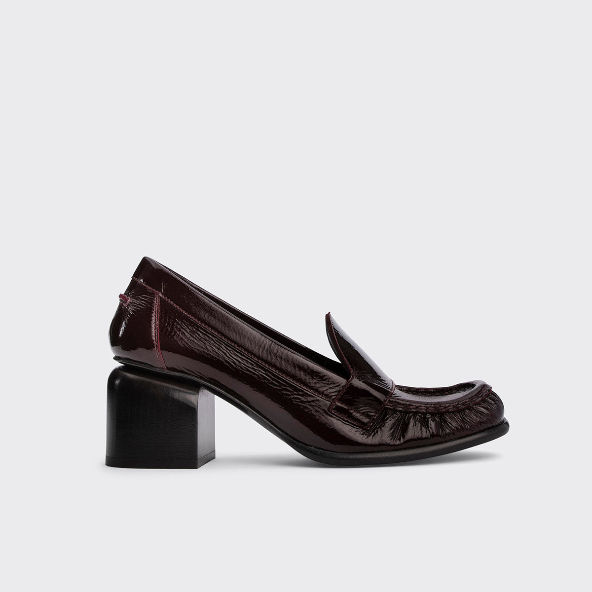 ROMY HEELED LOAFER
