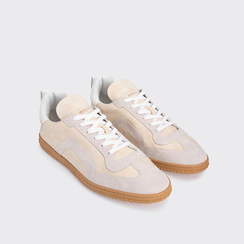 START SNEAKERS
