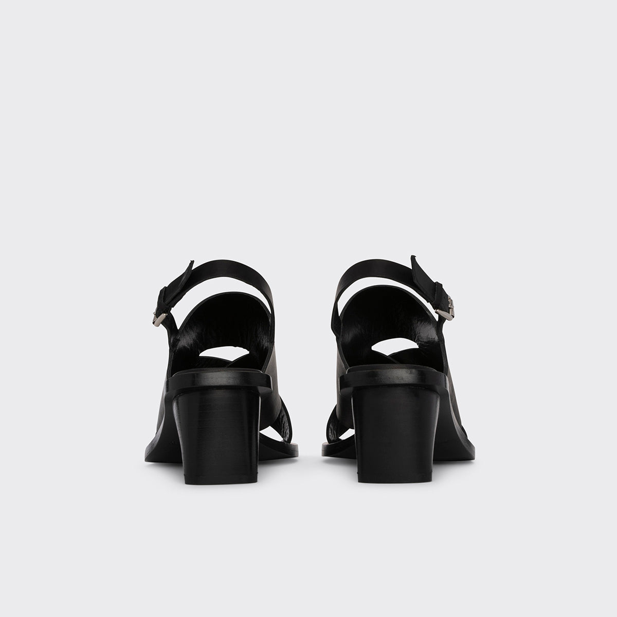 VEDRA HEELED SANDAL