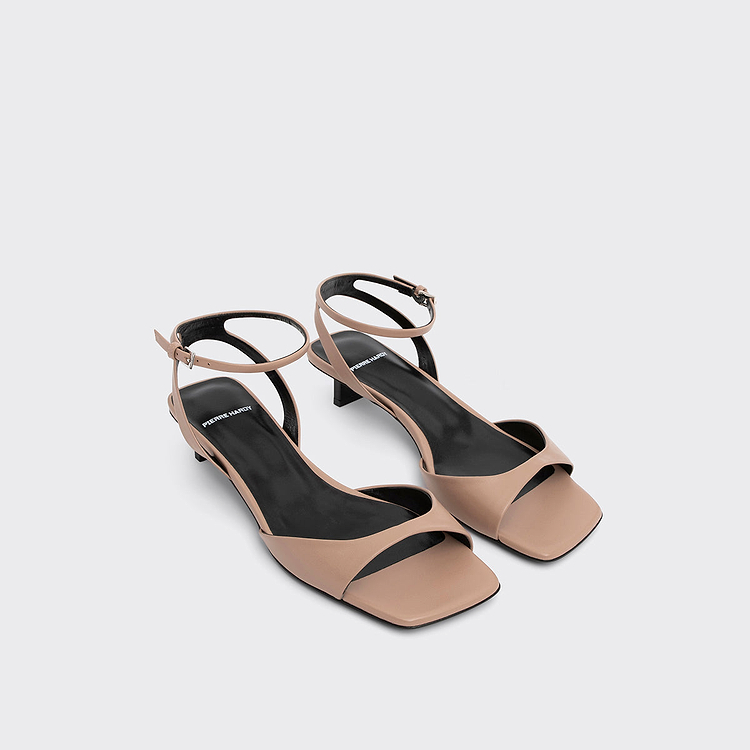 STELLA SANDAL