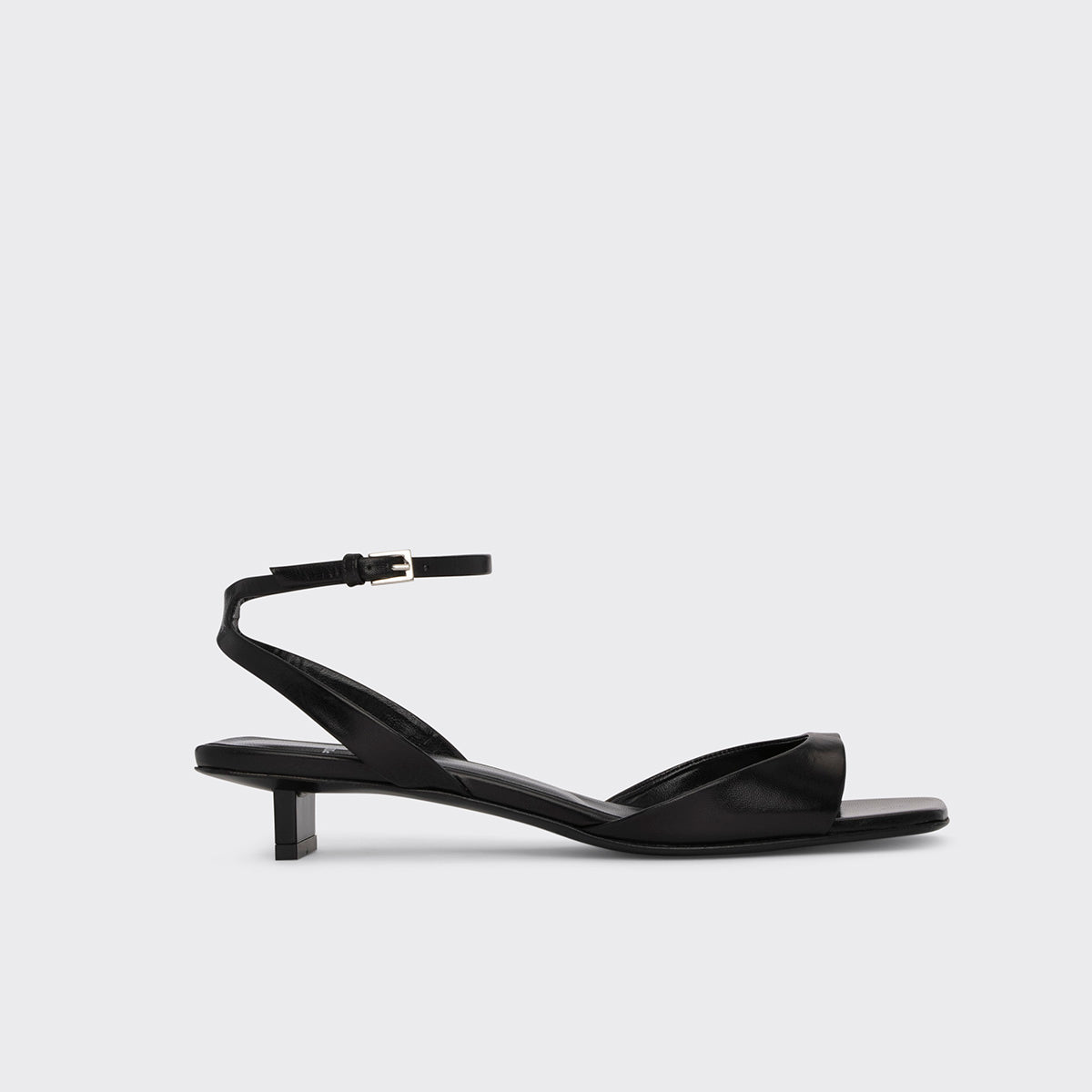 STELLA SANDAL