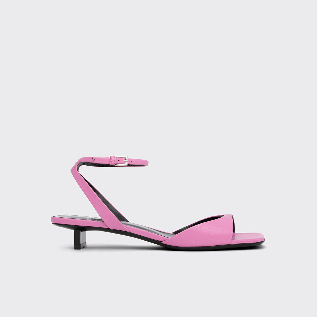 STELLA SANDAL