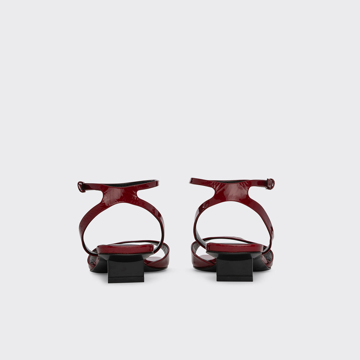 STELLA SANDAL