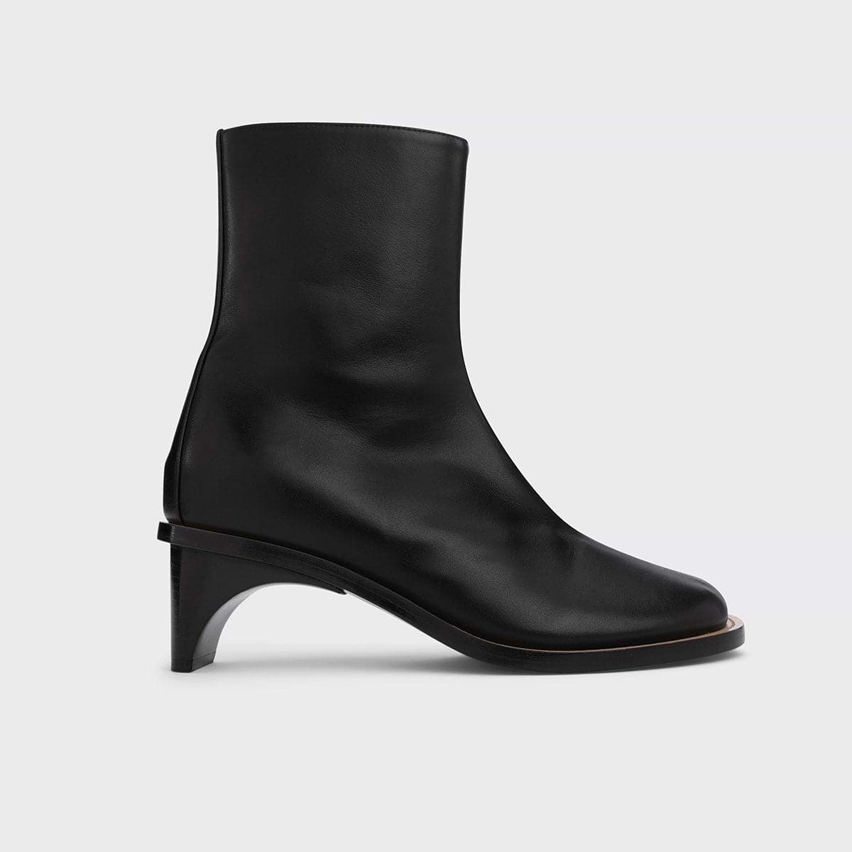WOMEN BOOTS