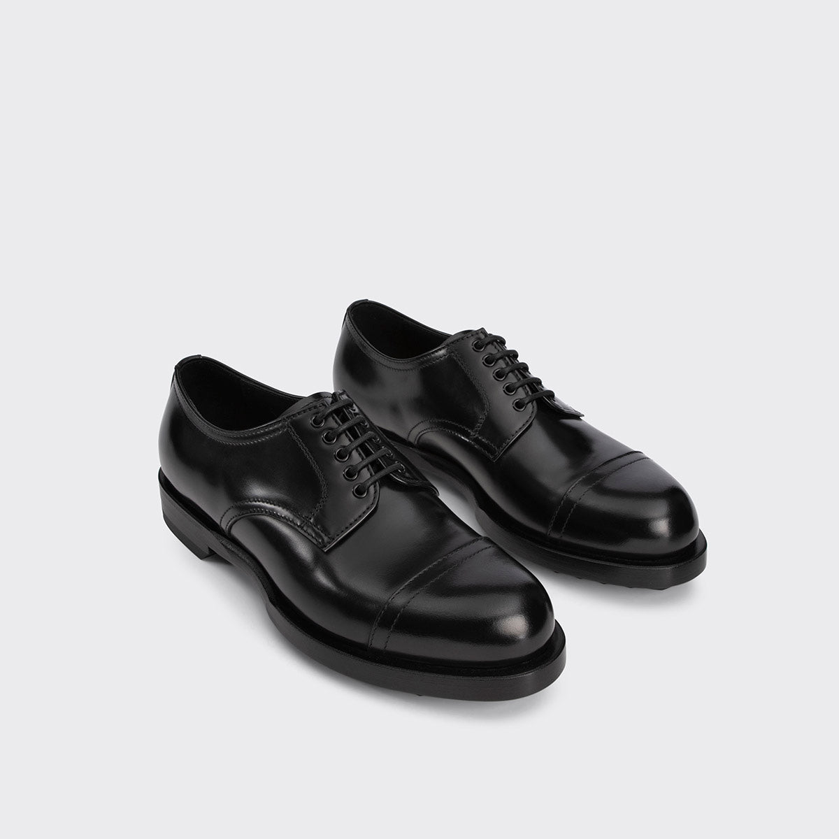 WOMEN LOAFERS AND FLAT SHOES