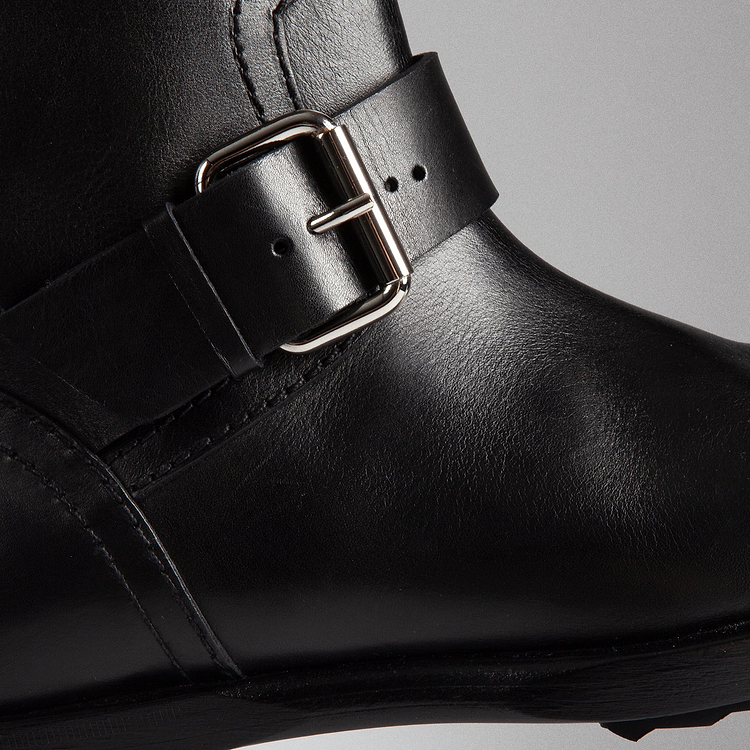 WILD BOOTS