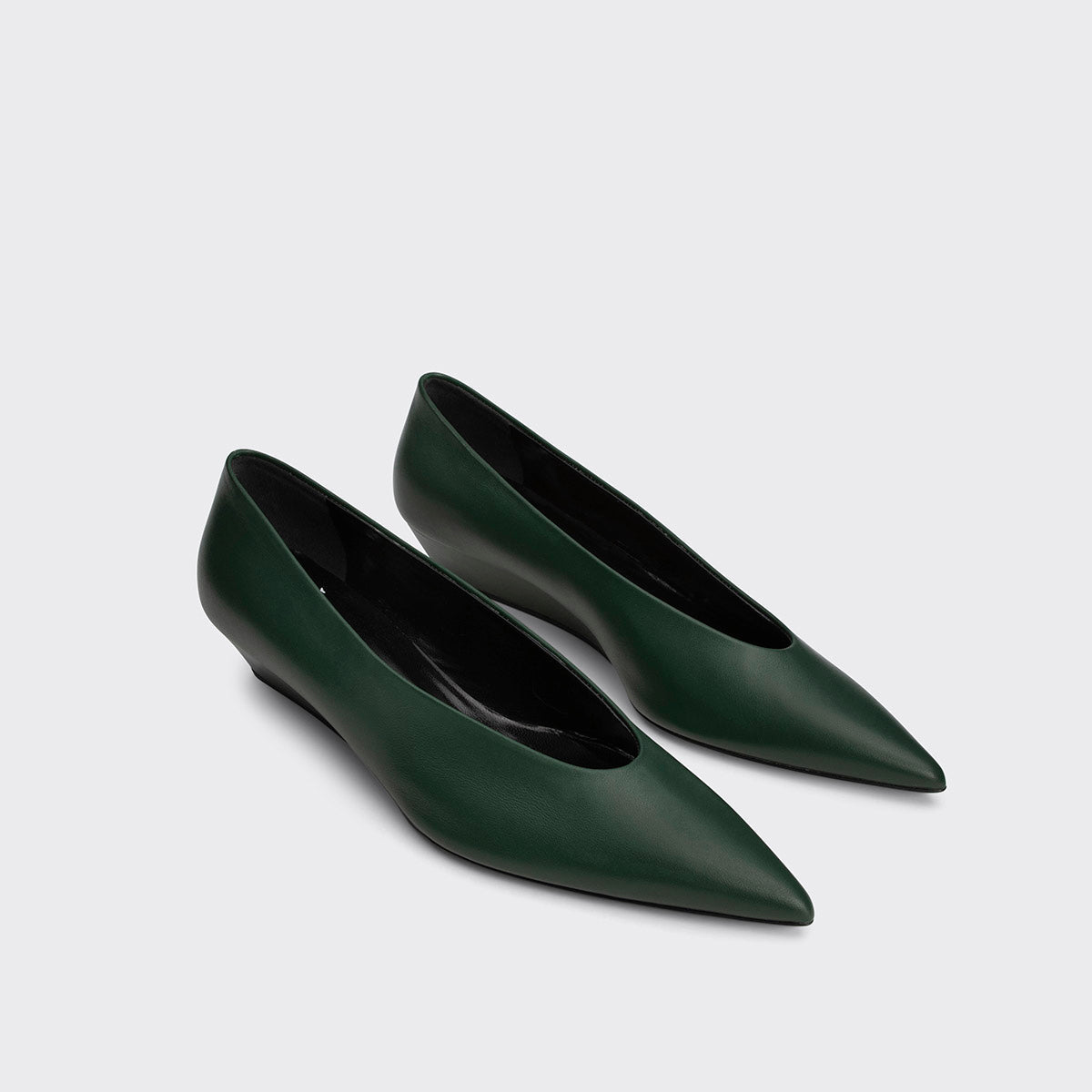 AMBER PUMP