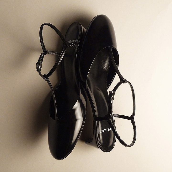 Pierre Hardy DANIELLE PUMP, black lambskin, view 8