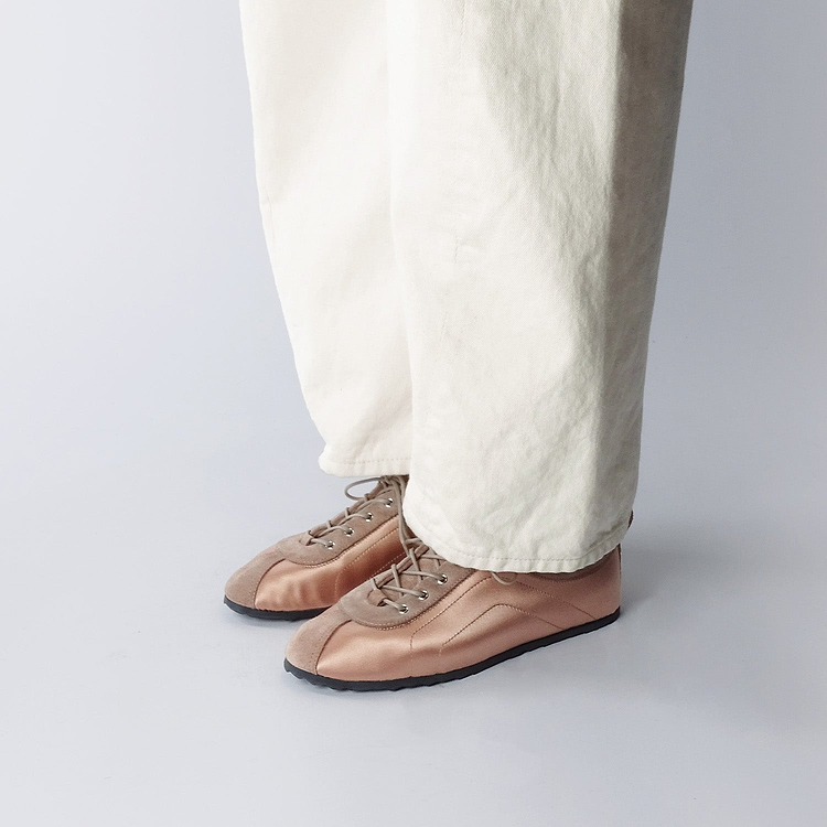 ISA SNEAKERS