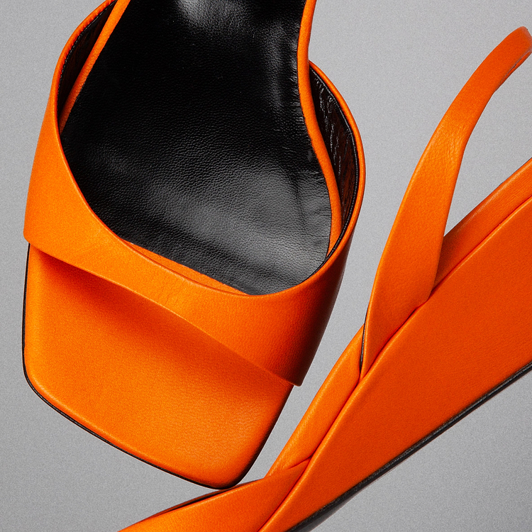 AMBER SANDAL