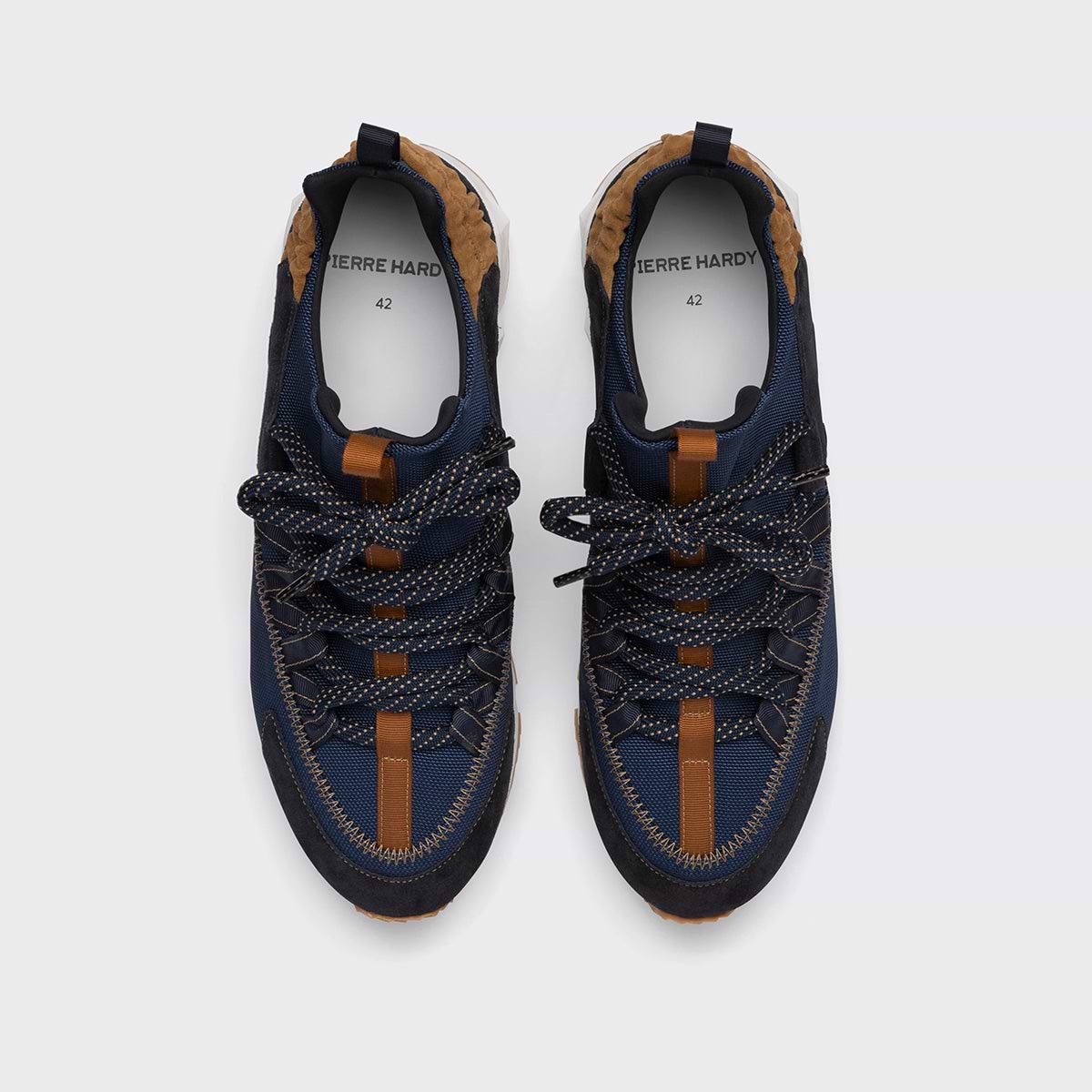 TREK COMET SNEAKERS