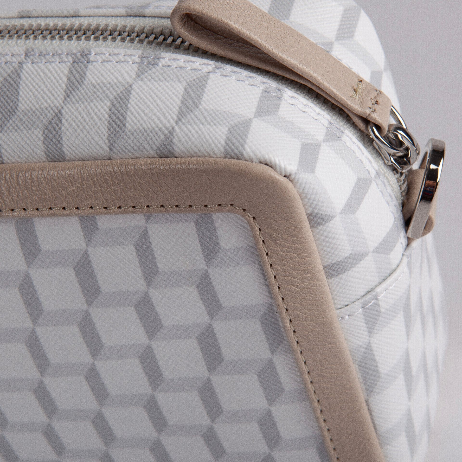 MAXI CUBE BOX BAG